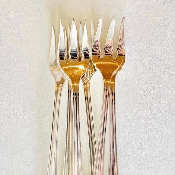 Birk’s Appetizer Seafood Fork Set - Picture 2 of 9